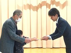 （一社）全日本オートレース選手会山陽支部が山陽小野田市内の保育園・幼稚園・児童養護施設へ寄贈しました